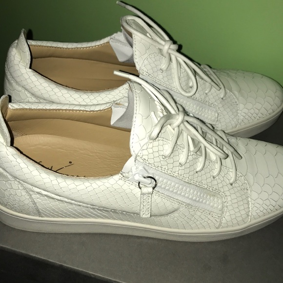 Giuseppe - Picture 3 of 4